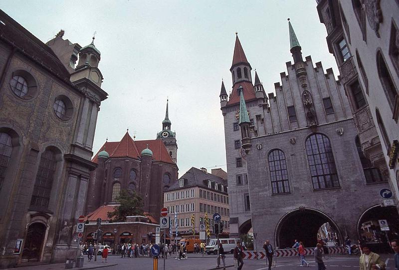 WT 4400 391-20 Germany 3 Munich.jpg